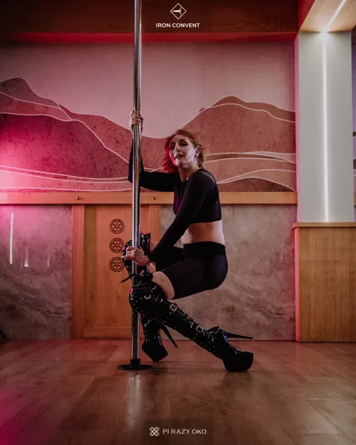 Iron Convent Queen Edition 5 — camp photo 54