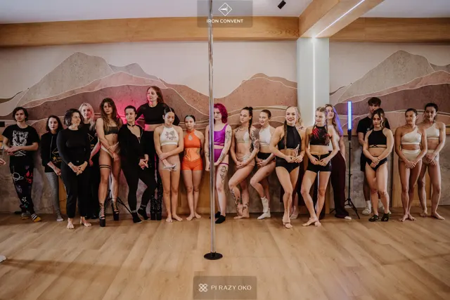 Iron Convent Queen Edition 5 — camp photo 75